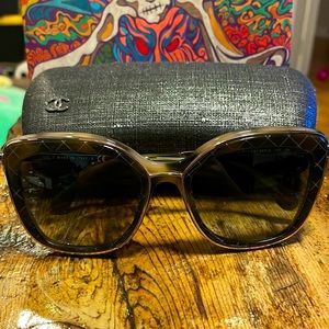 CHANEL GREEN TORTOISE SUNGLASSES